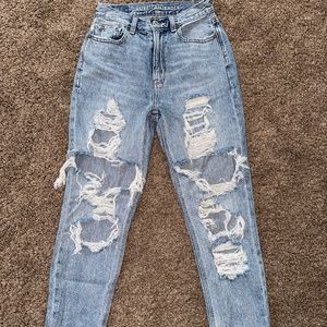 Women's American Eagle Ripped Mom Jeans, Size: 00 Regular